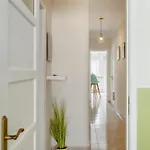 Boho Chic 2 Bedroom Gem 10 Min From Dowtown Free Parking