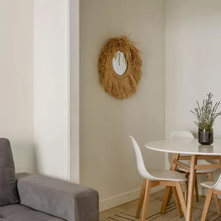 Boho Chic 2 Bedroom Gem 10 Min From Dowtown Free Parking Amadora