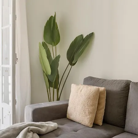 Boho Chic 2 Bedroom Gem 10 Min From Dowtown Free Parking Apartment *