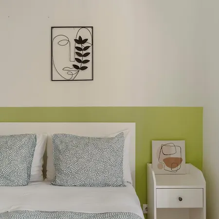 Apartment Boho Chic 2 Bedroom Gem 10 Min From Dowtown Free Parking Amadora