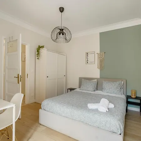 Boho Chic 2 Bedroom Gem 10 Min From Dowtown Free Parking *