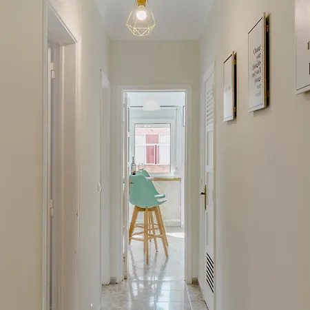 Boho Chic 2 Bedroom Gem 10 Min From Dowtown Free Parking