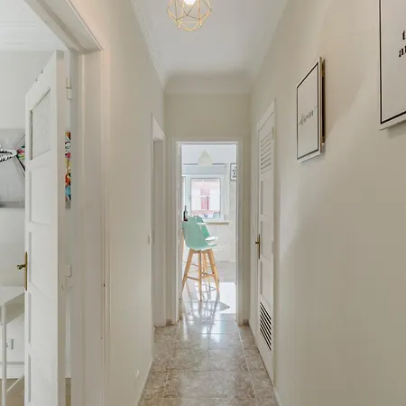 Boho Chic 2 Bedroom Gem 10 Min From Dowtown Free Parking *