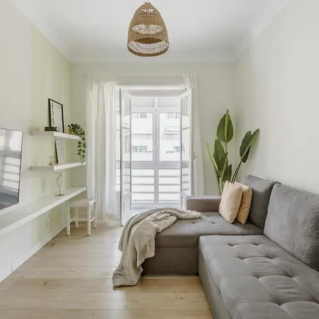 Boho Chic 2 Bedroom Gem 10 Min From Dowtown Free Parking Appartement Amadora