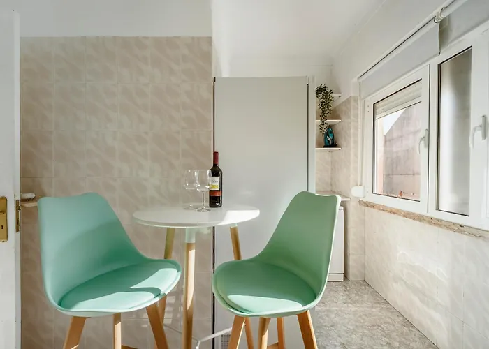 Boho Chic 2 Bedroom Gem 10 Min From Dowtown Free Parking * 아마도라
