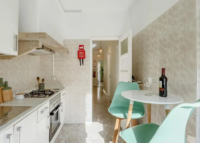 Boho Chic 2 Bedroom Gem 10 Min From Dowtown Free Parking * 아마도라