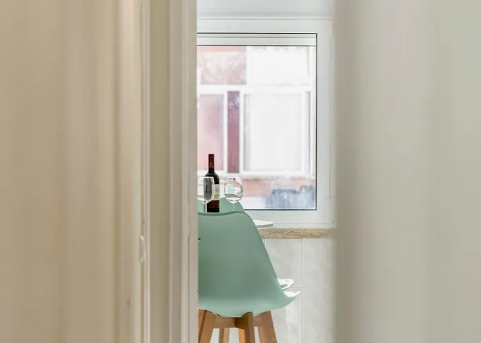 Boho Chic 2 Bedroom Gem 10 Min From Dowtown Free Parking 아파트 아마도라