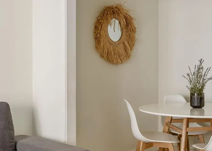 Boho Chic 2 Bedroom Gem 10 Min From Dowtown Free Parking Amadora