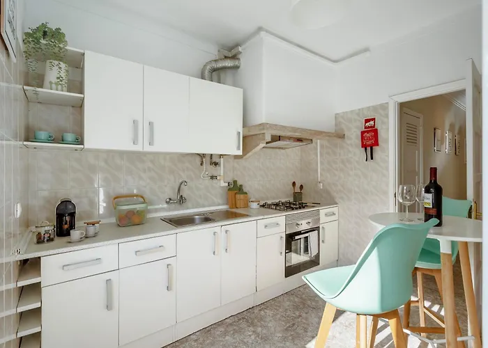 Lägenhet Boho Chic 2 Bedroom Gem 10 Min From Dowtown Free Parking Amadora