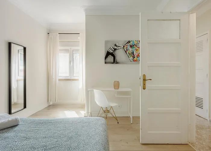 Boho Chic 2 Bedroom Gem 10 Min From Dowtown Free Parking *