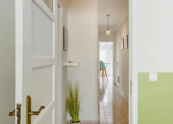 Boho Chic 2 Bedroom Gem 10 Min From Dowtown Free Parking
