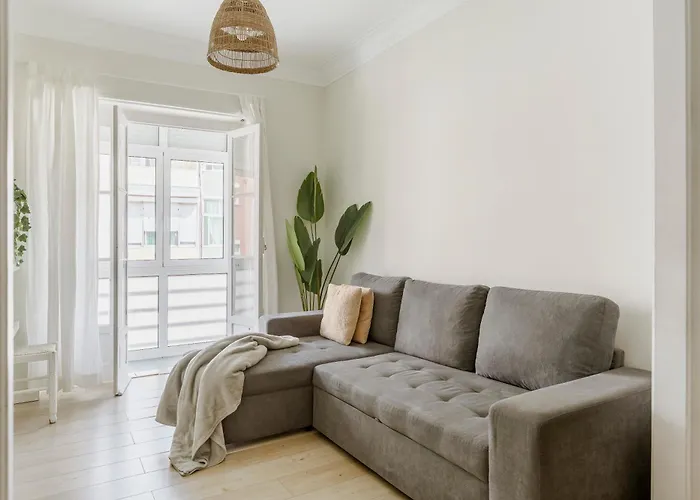 Boho Chic 2 Bedroom Gem 10 Min From Dowtown Free Parking *